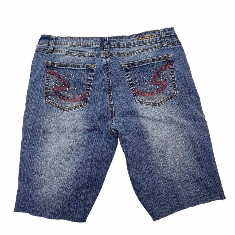 Y2K Southpole bedazzled jorts with red glittery swirls on back pockets Size 13